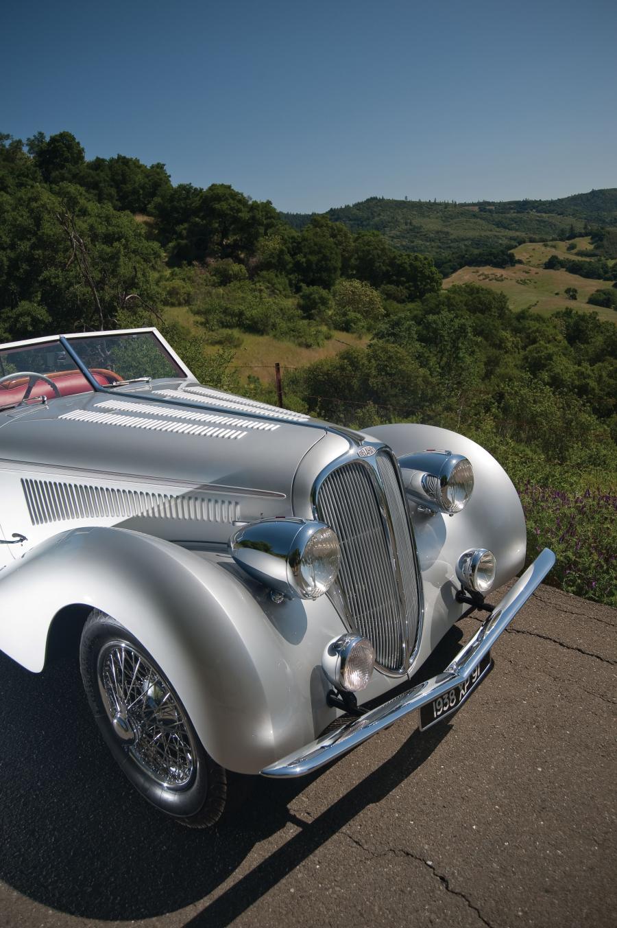 Детали экстерьера Delahaye 135 MS Sport Roadster par DeVillar 1938 года  (фото 17 из 57)